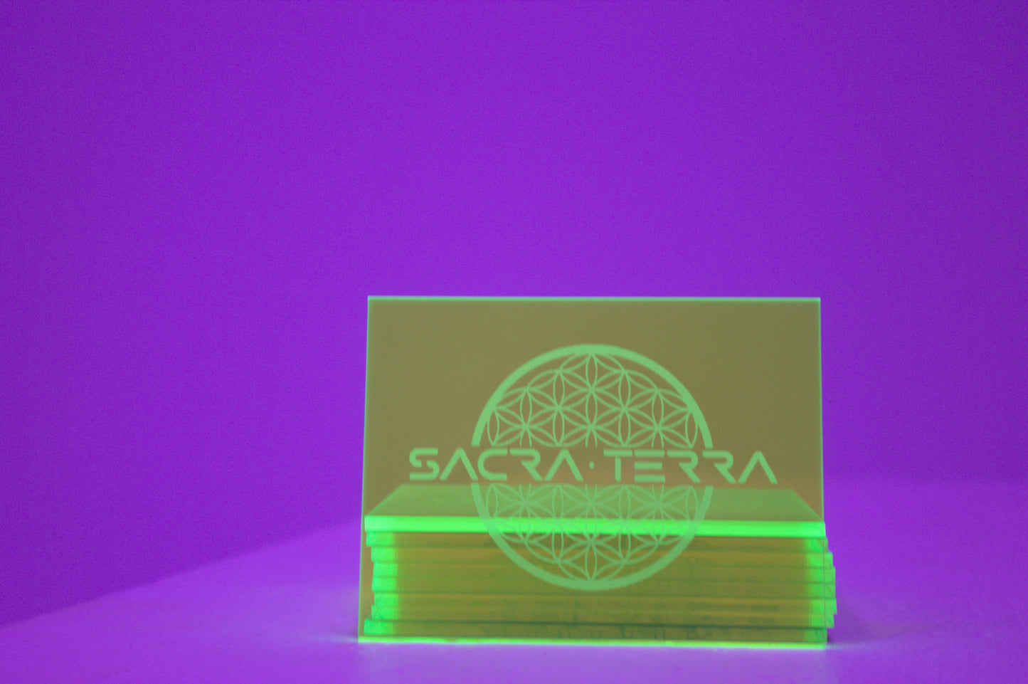 Neon Yellow party plate